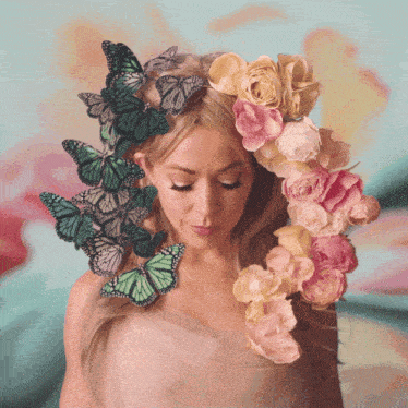 Lindsey Stirling Butterflies GIF - Lindsey Stirling Butterflies Flowers GIFs