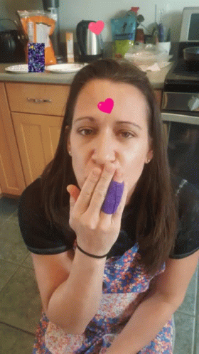 Blowing Kisses GIF - Blowing Kisses Flying Kiss GIFs