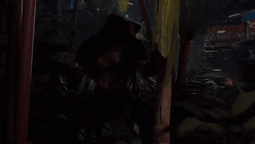 Grizzly Kraven'S Hunters GIF - Grizzly Kraven'S Hunters Brute GIFs