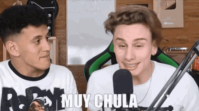 Muy Chula Chula GIF - Muy Chula Chula Chachi GIFs