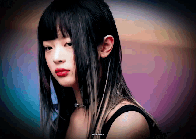 Hanni Hannipham GIF
