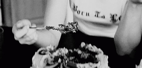 One Tree Hill Eating Cake GIF - One Tree Hill Eating Cake Cake GIFs
