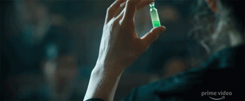 Radium Rosamund Pike GIF - Radium Rosamund Pike Marie Curie GIFs