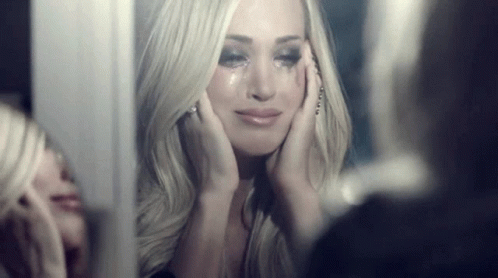 Carrie Underwood Crying GIF - Carrie Underwood Crying Sad GIFs