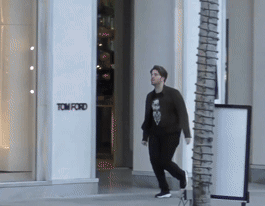 Shane Dawson Running GIF - Shane Dawson Running Running To Bathroom GIFs