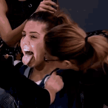 Mirieya Kiss GIF