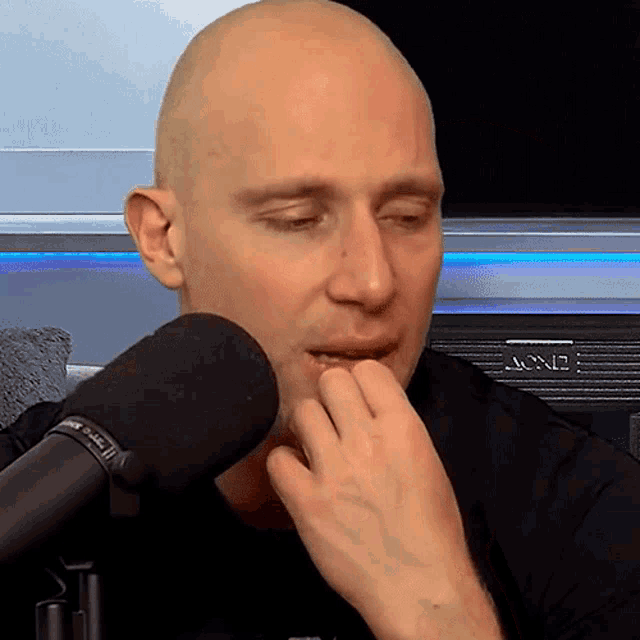 Facepalm Simon Miller GIF - Facepalm Simon Miller Disappointed GIFs