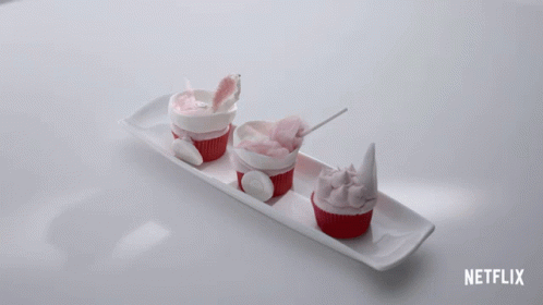 Cupcake Cotton Candy GIF - Cupcake Cotton Candy Pastry GIFs