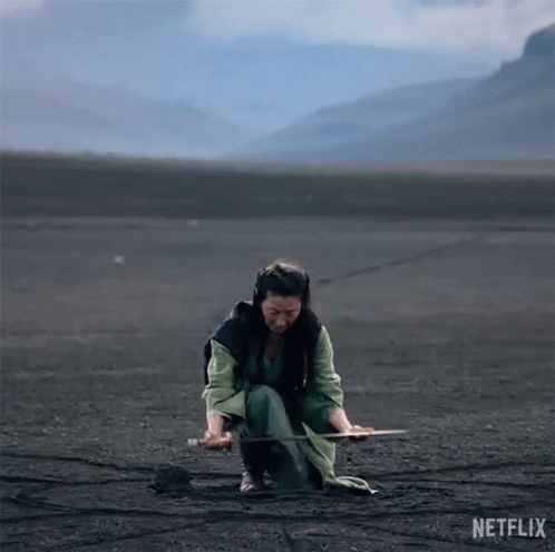Pick Up The Sword Scian GIF - Pick Up The Sword Scian Michelle Yeoh GIFs