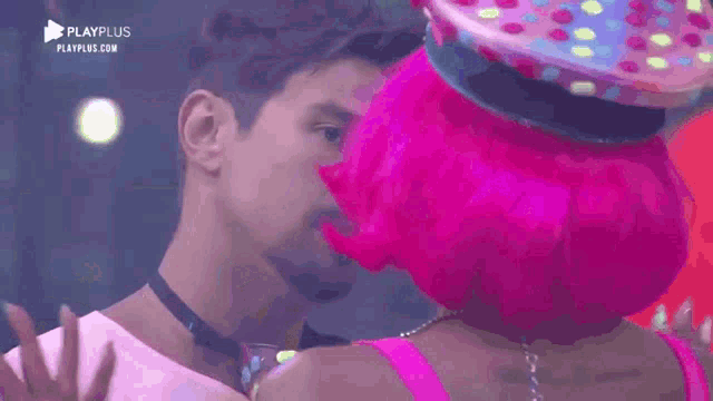 Malyne GIF