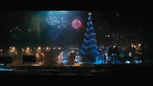 ёлка фейерверк новыйгод салют москва GIF - Jolka Yolka Christmas Tree GIFs