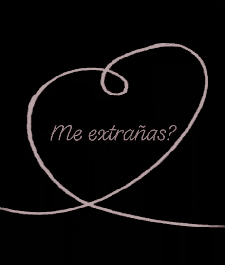 a drawing of a swirl with the words me extranas written on it