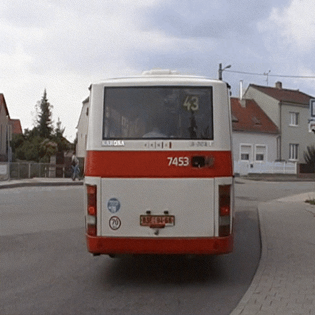 Bus Michaltrolejbus GIF - Bus Michaltrolejbus Karosa GIFs