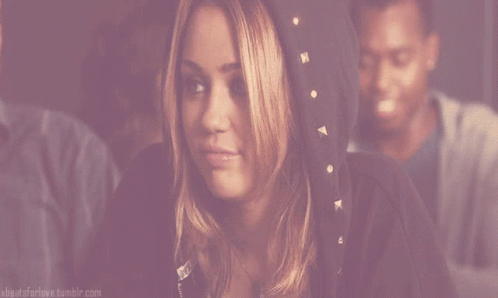 Lol Movie Miley Cyrus GIF - Lol Movie Miley Cyrus Lola GIFs