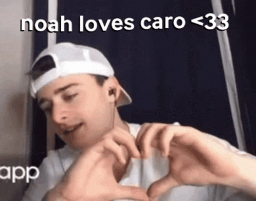 Noah Loves Caro Noah Schnapp GIF - Noah Loves Caro Noah Schnapp Ily GIFs
