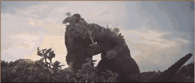 King Kong Godzilla GIF - King Kong Godzilla Tree GIFs