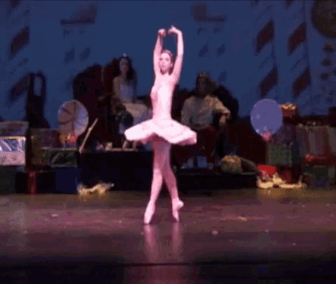 Laura Maceika Ballet GIF - Laura Maceika Ballet Pointe GIFs