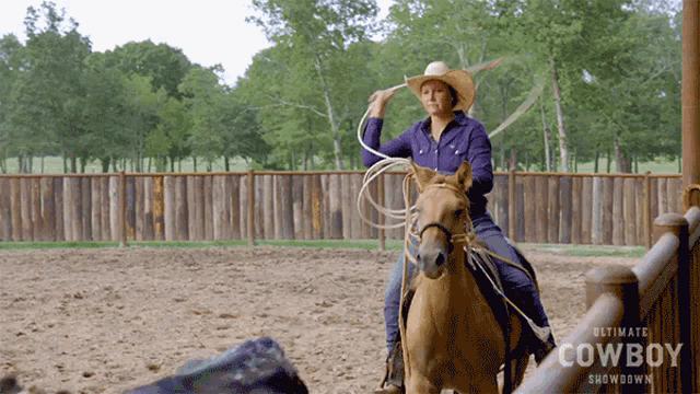 Riding Horse Katey Jo Gordon GIF - Riding Horse Katey Jo Gordon Ultimate Cowboy Showdown GIFs