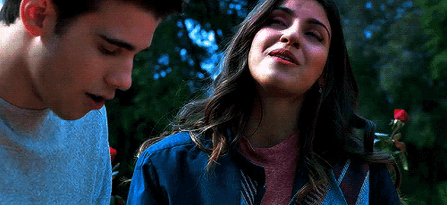 Isabela Souza Disneybia Julio Peña GIF