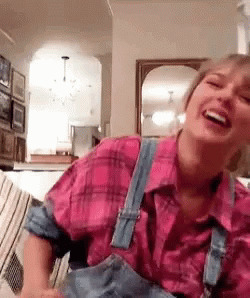 Taylor Swift Laughing GIF - Taylor Swift Laughing Cute GIFs