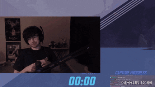 a capture progress screen shows a man playing a video game and says 00:00