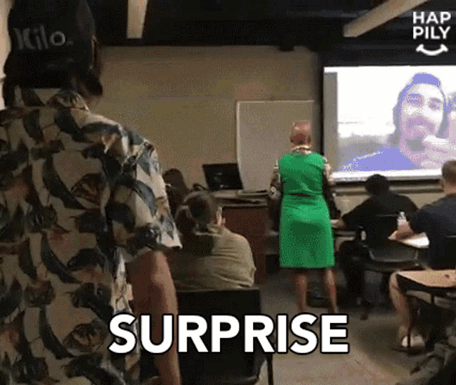 Surprise Im Here GIF - Surprise Im Here Shocked GIFs
