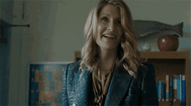 Please I Will Be Rich Again GIF - Please I Will Be Rich Again Business Woman GIFs