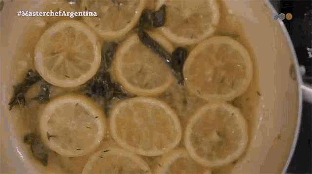 Cocinando Limones Masterchef Argentina GIF - Cocinando Limones Masterchef Argentina Limones GIFs