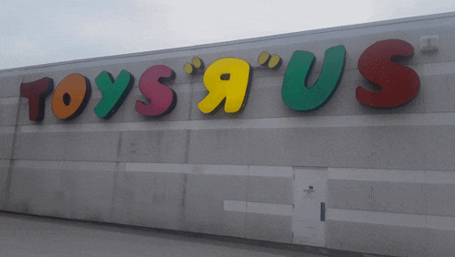 Toys R Us Toy Store GIF - Toys R Us Toy Store Toys R Us Store GIFs