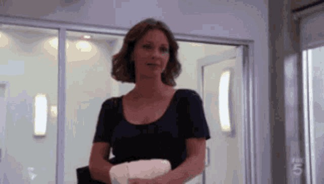 Lie To Me Gillian Foster GIF - Lie To Me Gillian Foster Gil GIFs