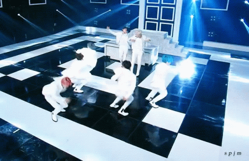 Bts In Sync GIF - Bts In Sync Coordinated GIFs