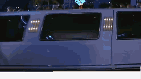 Fly Stylin GIF - Fly Stylin Limo GIFs