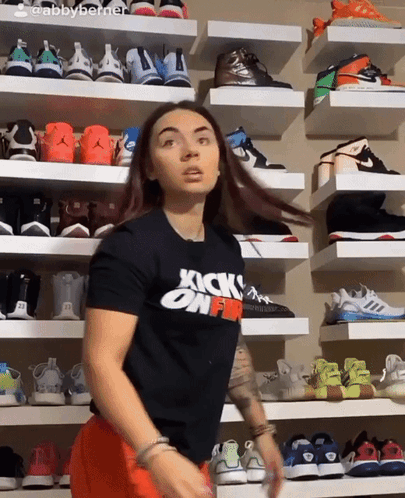 Abby Berner Looking GIF - Abby Berner Looking Sus GIFs