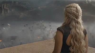 Daenerys Targaryen Walkout GIF - Daenerys Targaryen Walkout Got GIFs