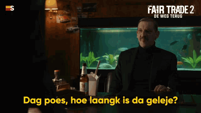 a man sitting at a table with the words dag poes hoe laangk is da geleje on the bottom
