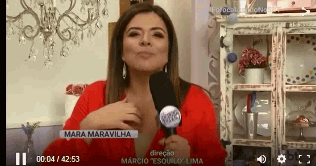 Mara Maravilha Talking GIF - Mara Maravilha Talking Host GIFs