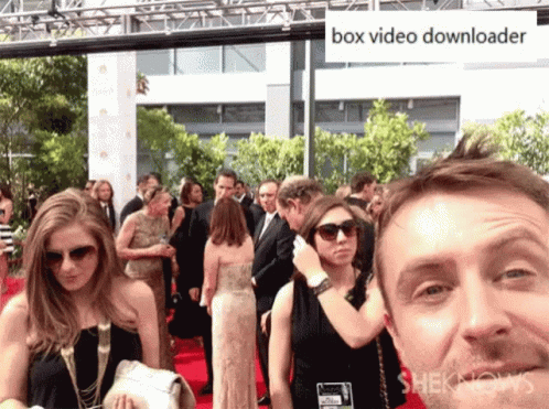 Selfie Crowded GIF - Selfie Crowded Smile GIFs