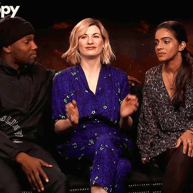 Jodie Whittaker Clapping GIF - Jodie Whittaker Clapping Slow Clap GIFs