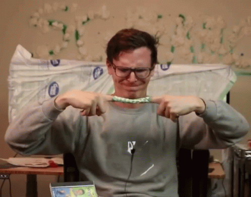 Stucked Ouch GIF - Stucked Ouch Chinese Finger Trap GIFs