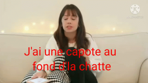 Chatte Capote GIF - Chatte Capote Au Fond GIFs
