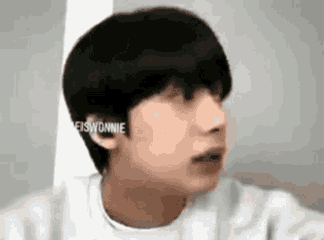 Hyungwon Confused GIF - Hyungwon Confused Thinking GIFs