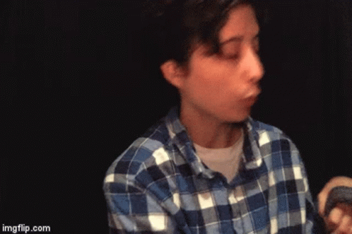 Important Emergency GIF - Important Emergency We Need To Talk GIFs
