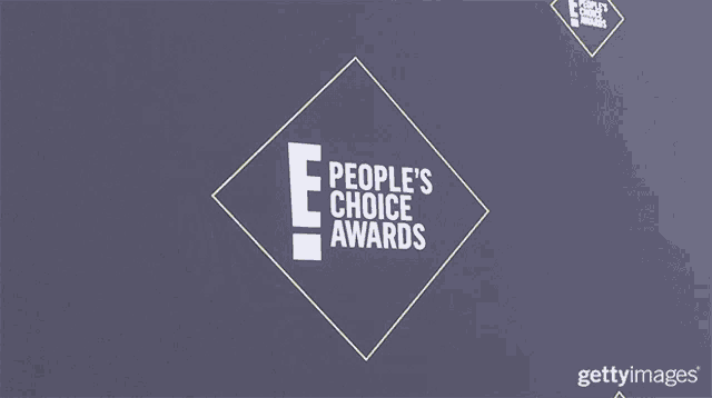 E News Entertainment News GIF - E News Entertainment News Peoples Choice Awards GIFs