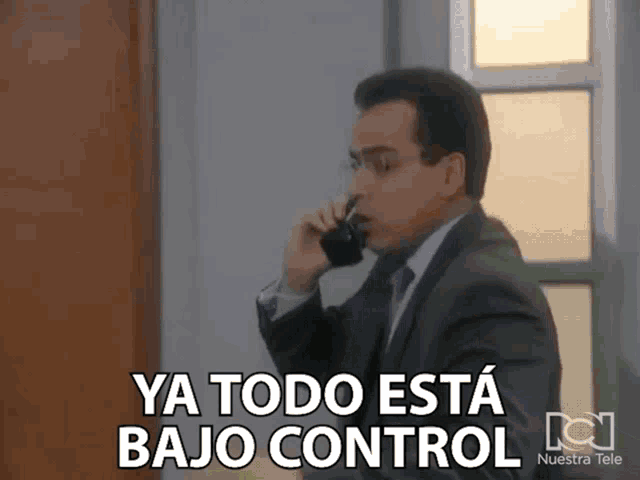 Ya Todo Esta Bajo Control Armando Mendoza Saenz GIF