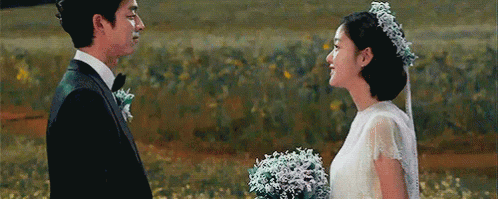 김고은 도깨비 공유 결혼 축하 GIF - Kim Go Eun Gong Youu Goblin GIFs