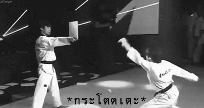 เทควันโด กระโดดเตะ GIF - Taekwondo Flying Kick Kick GIFs
