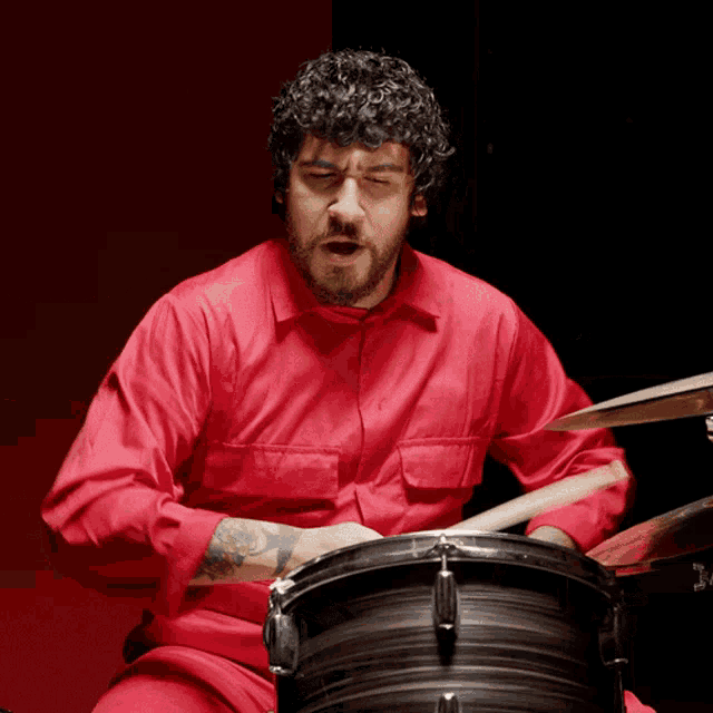 Playing Drums Pedro Unzueta GIF - Playing Drums Pedro Unzueta Lurk GIFs