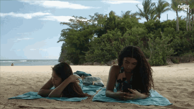 Chilling At The Beach Summer GIF - Chilling At The Beach Summer Kayla GIFs