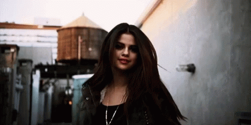 Selena Gomez Smile GIF - Selena Gomez Smile Turn GIFs