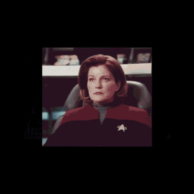 Star Trek Heartstopper GIF - Star Trek Heartstopper Star Trek Voyager GIFs